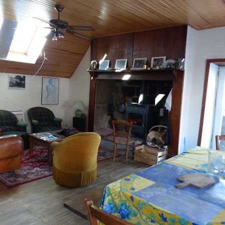 Maison Du Pays De Salers Dans Le Parc Des Volcans D'Auvergne Saint-Projet-de-Salers 外观 照片